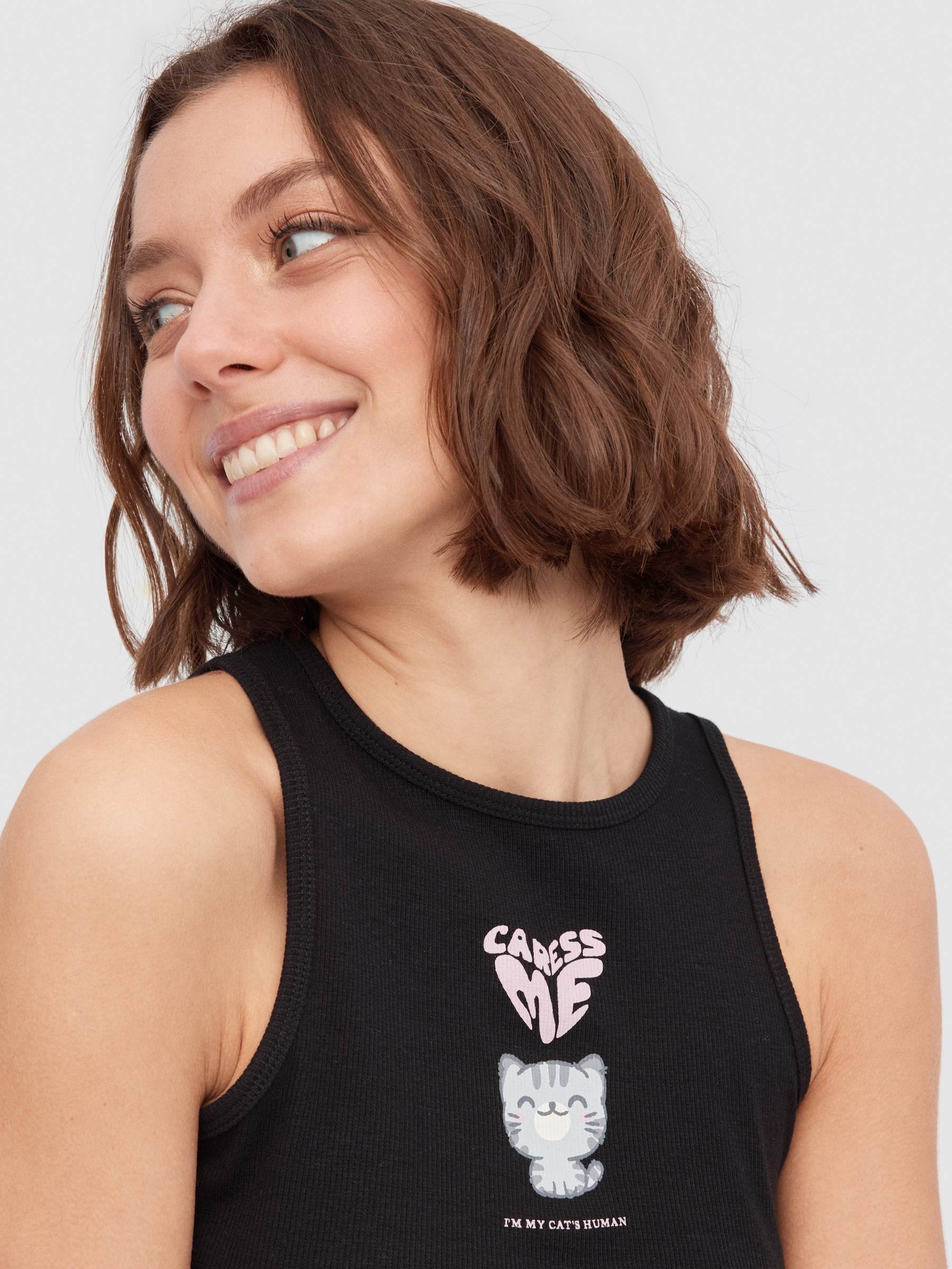 Top rib cat black middle front view