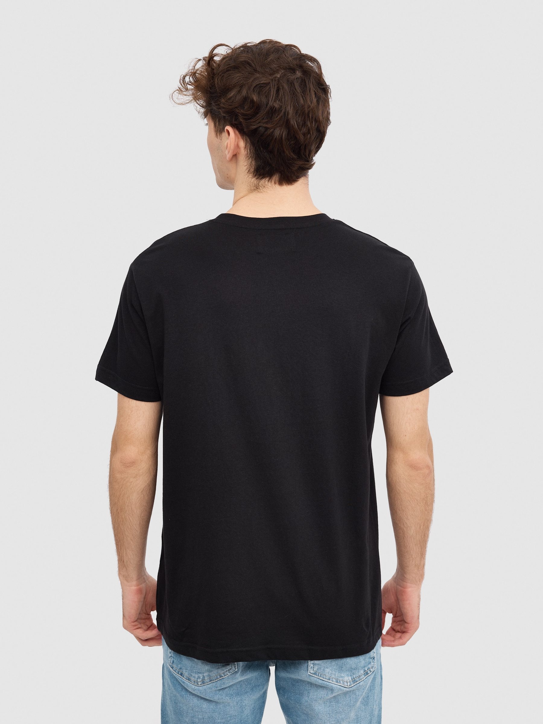 Dimensions T-shirt black middle front view