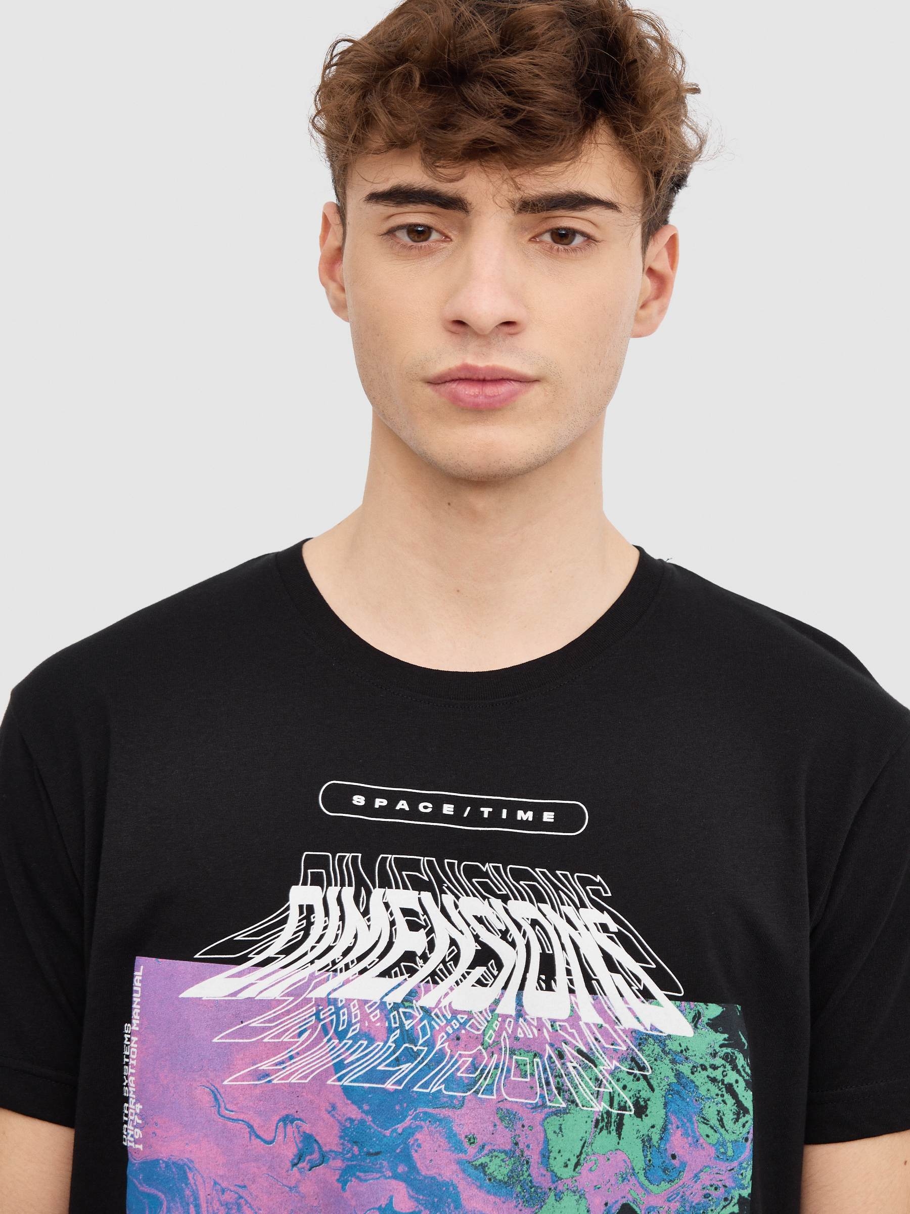 Dimensions T-shirt black middle front view