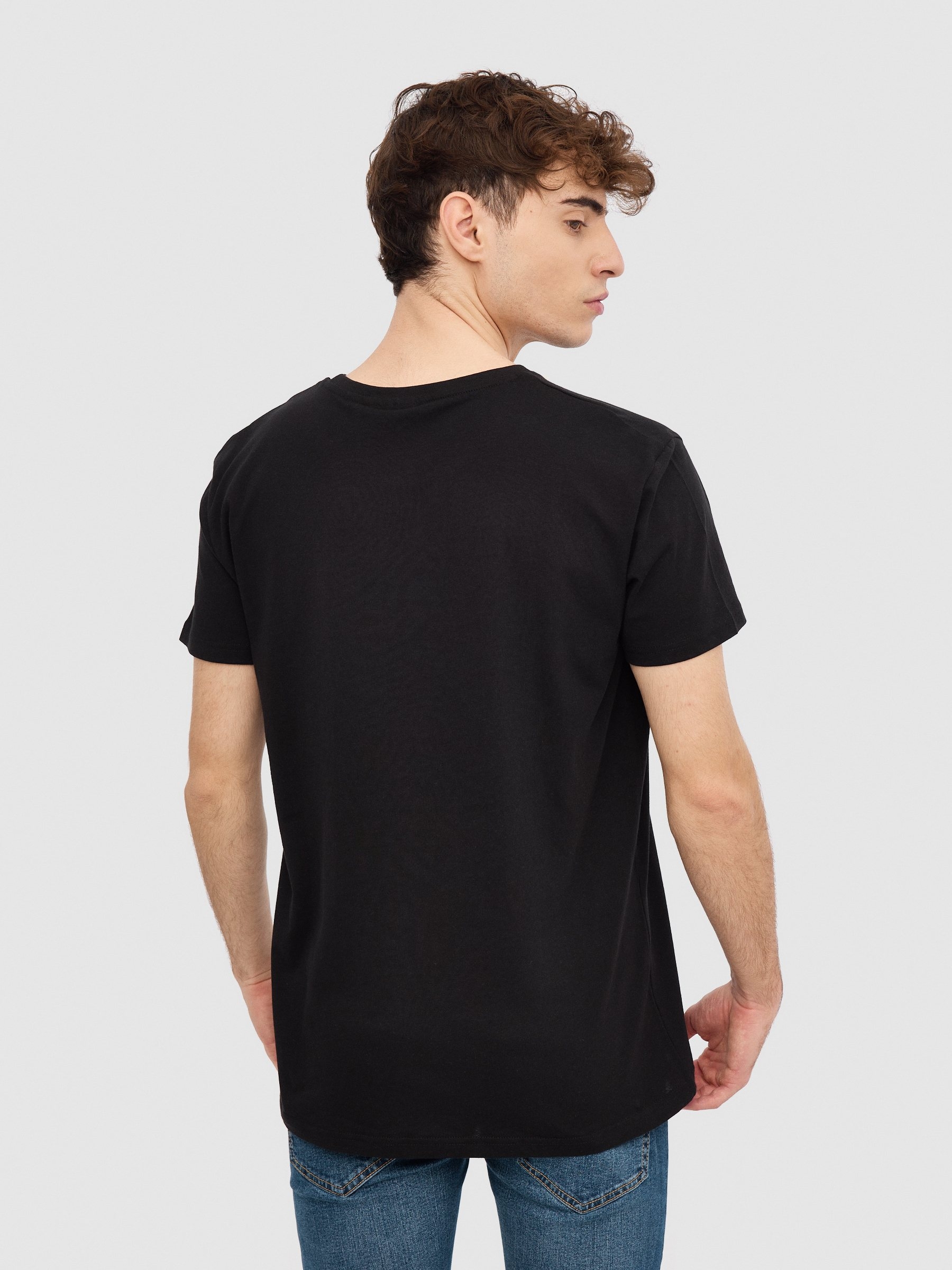 Goku vs Vegeta t-shirt black middle front view