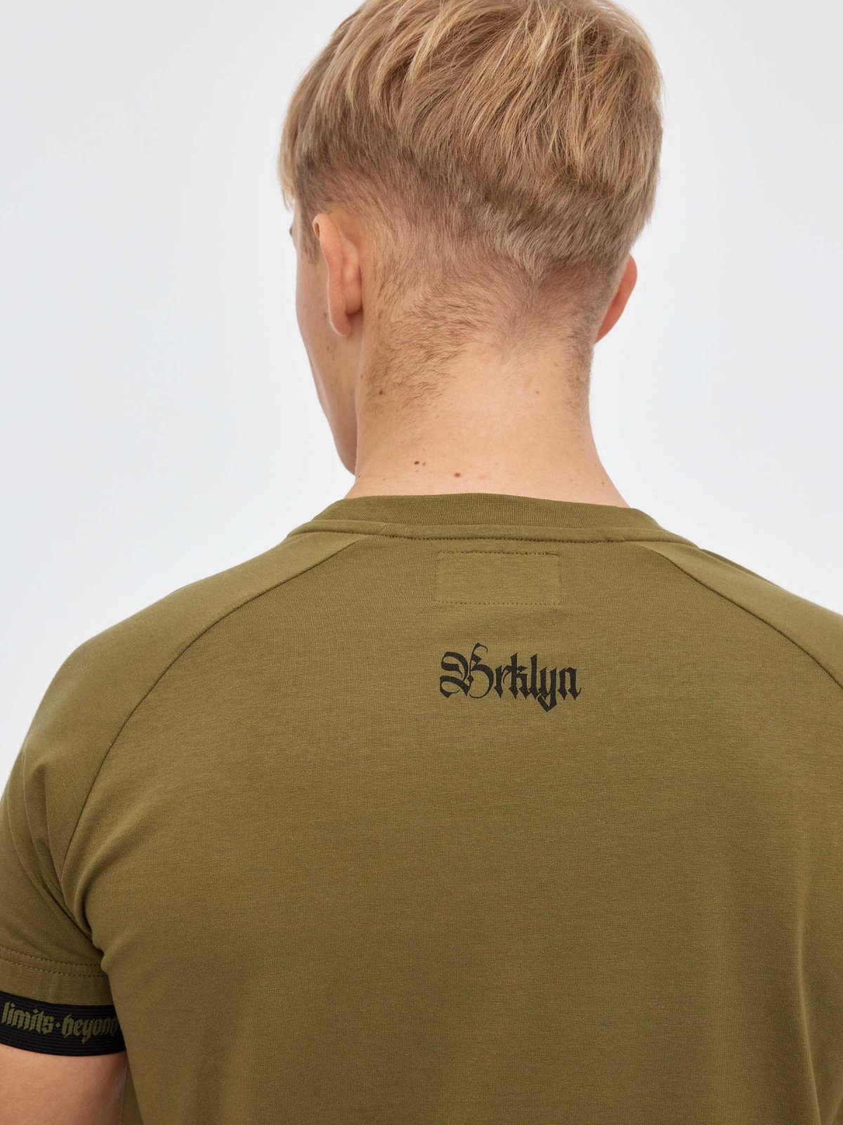 Raglan T-shirt with text detail khaki detail view