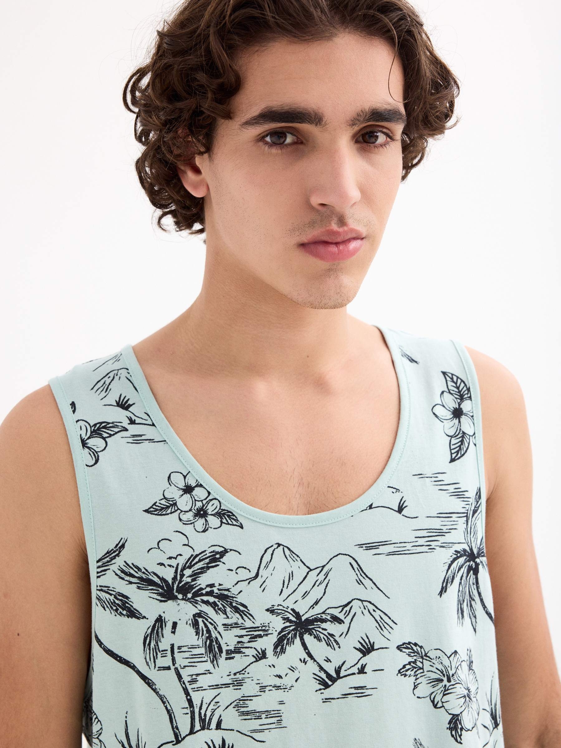 Hawaiian tank top green middle front view