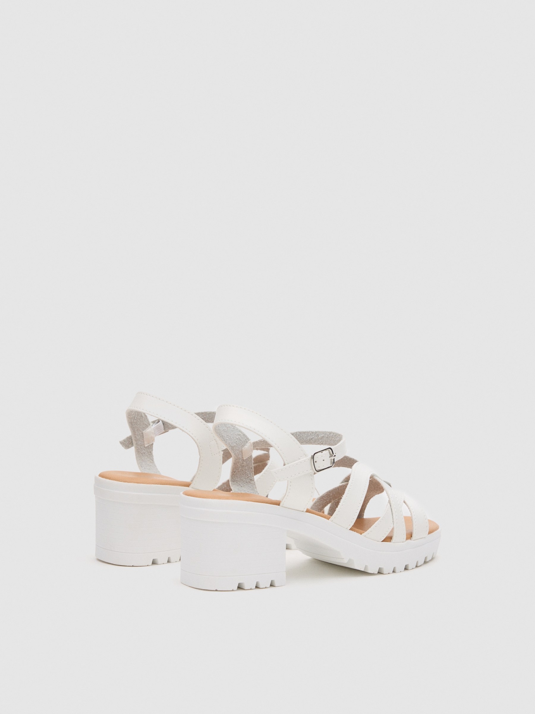 Sandal cross straps white
