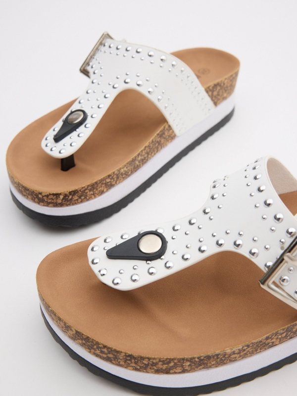 Platform studs white detail view