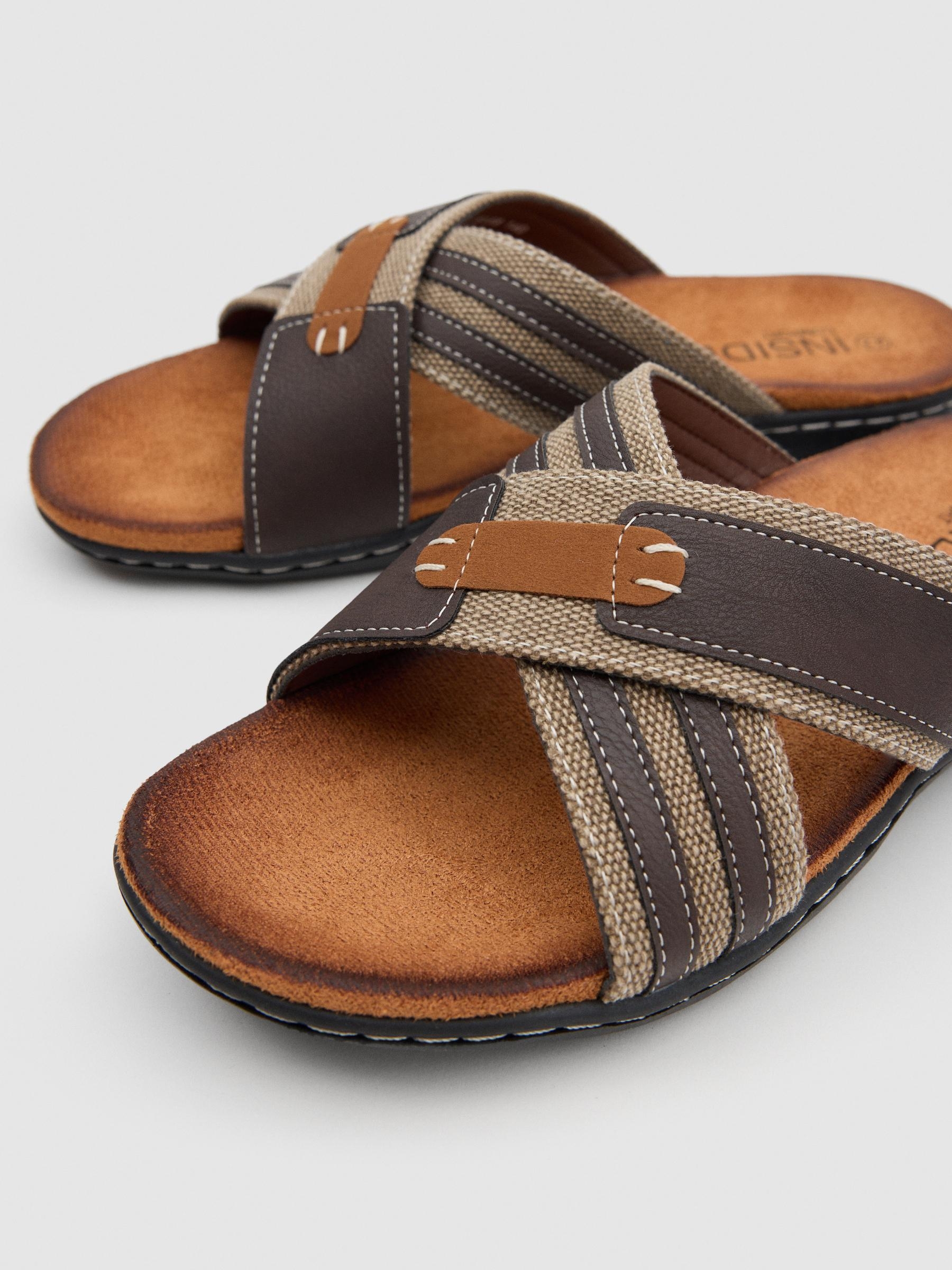 Canvas cross sandal dark brown