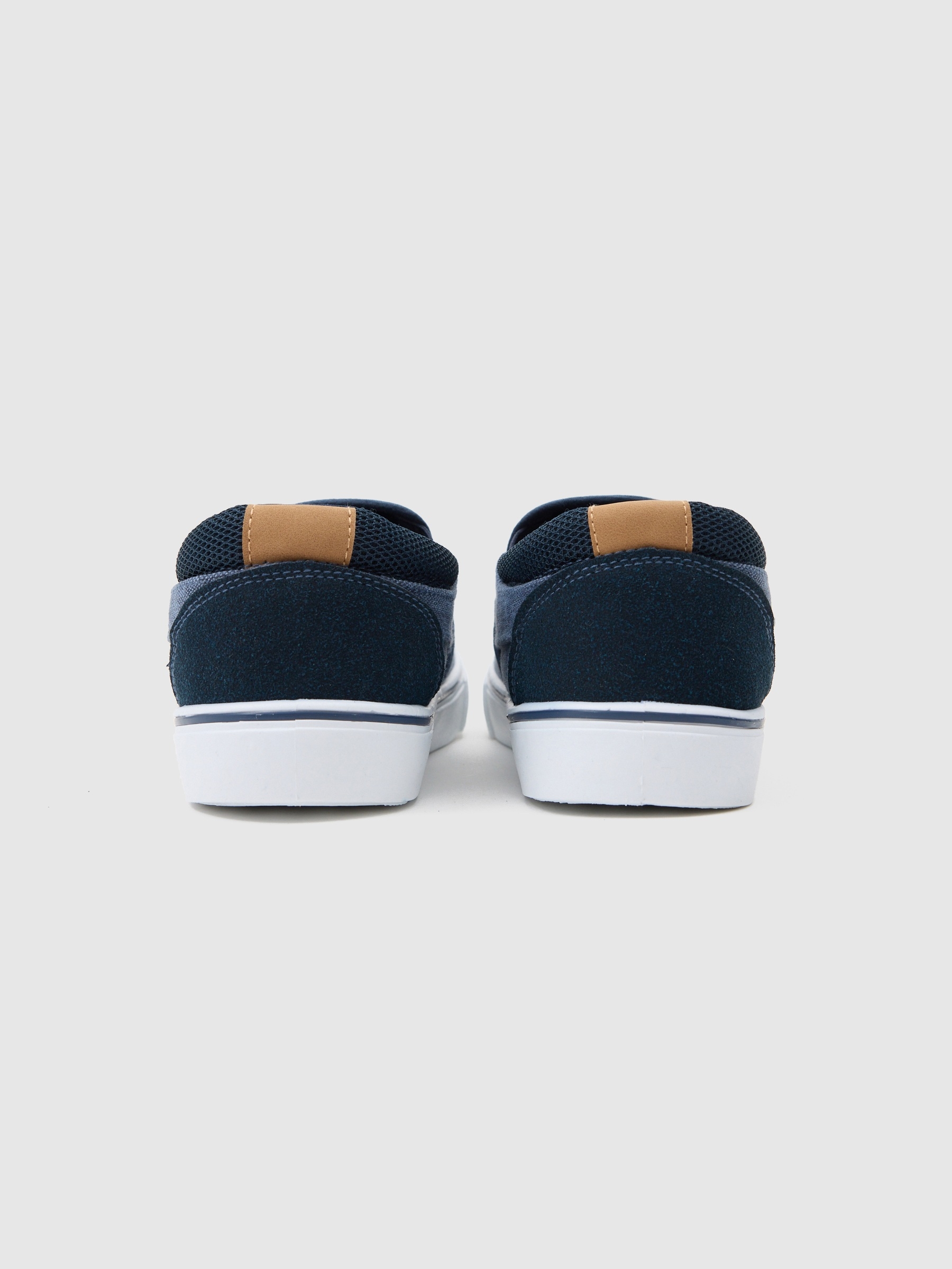 Washed canvas trainer steel blue