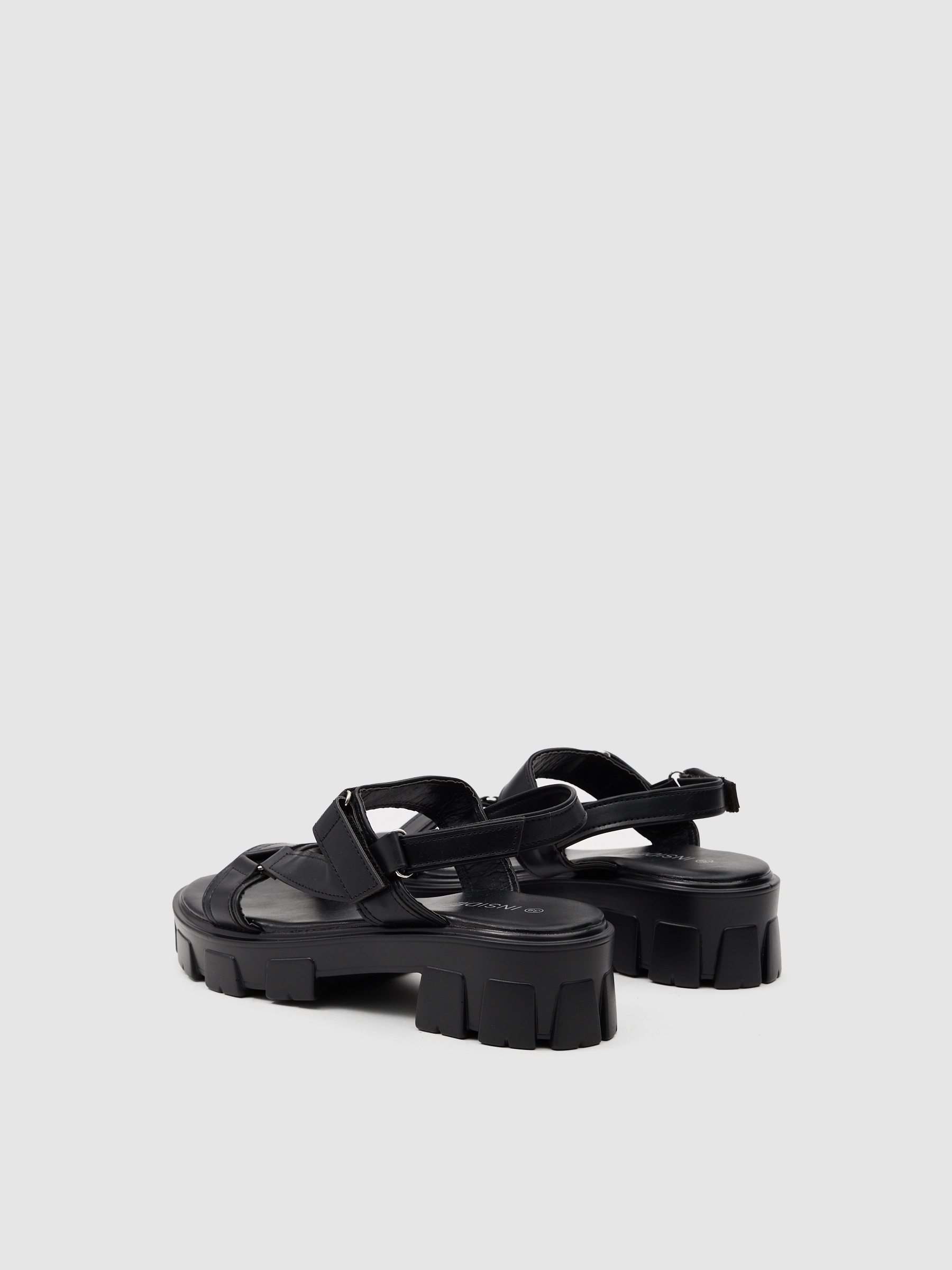 Sandalia plataforma track negro