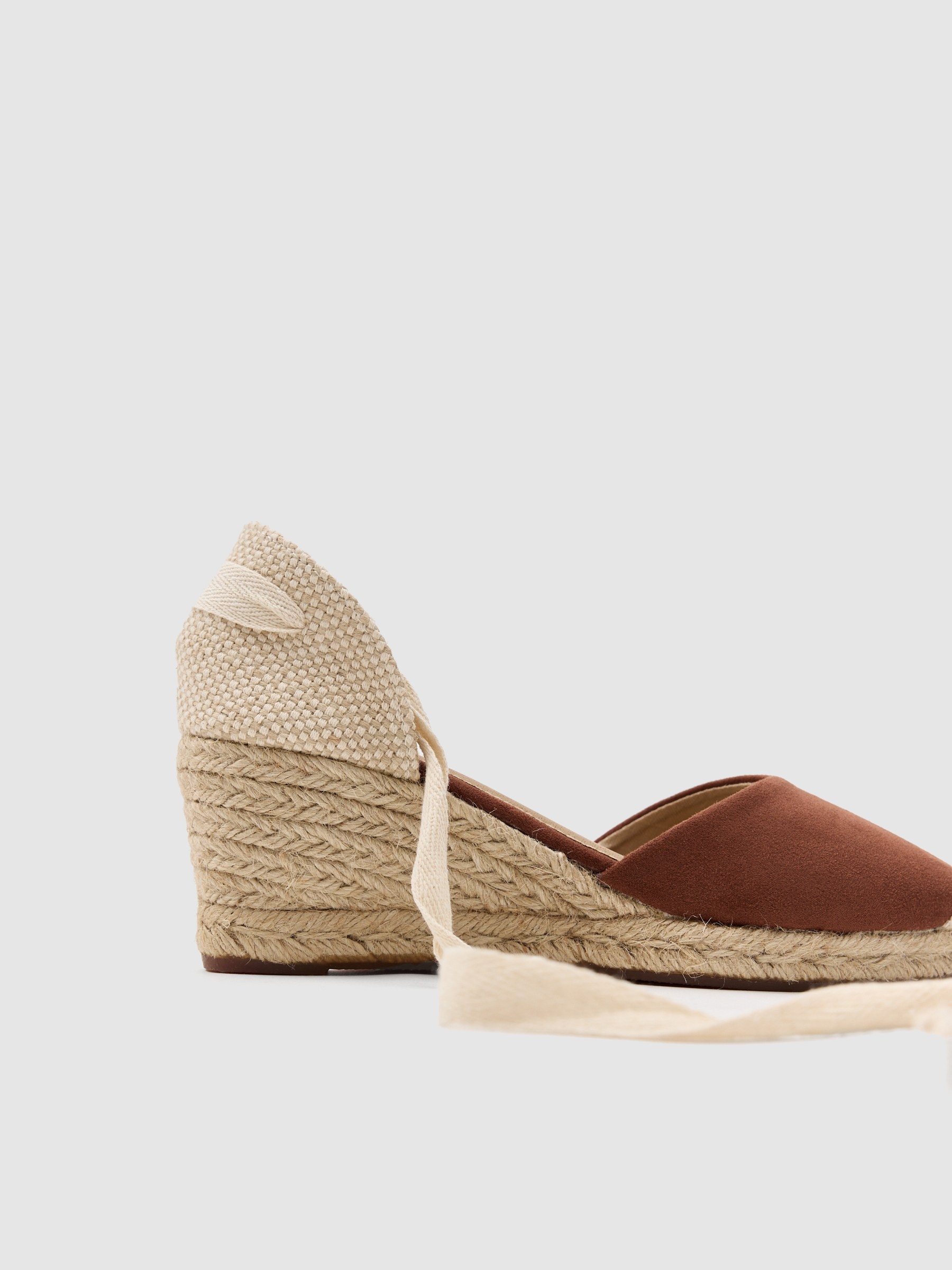 Espadrille em cunha marrom