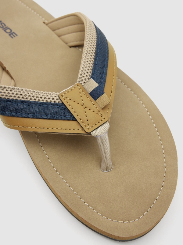 Combined toe sandal sand detail view