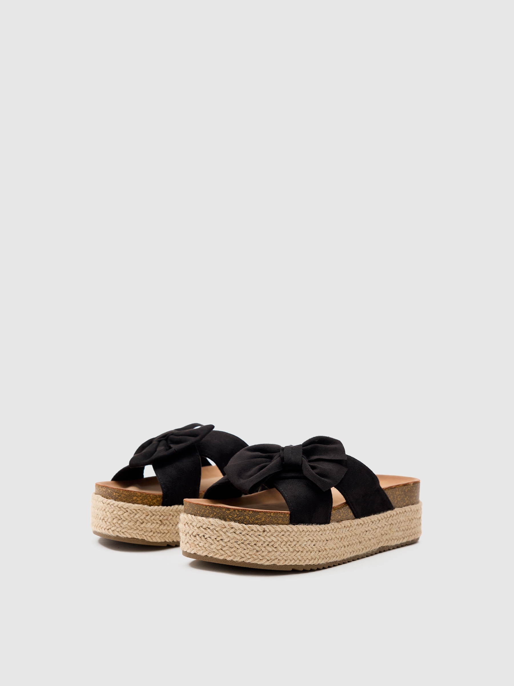 Plataforma lazo negro