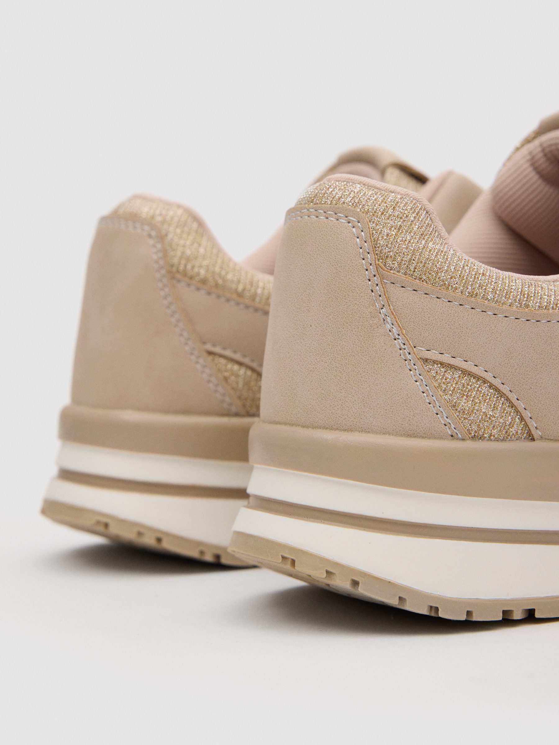 Combined sneaker shiny sand