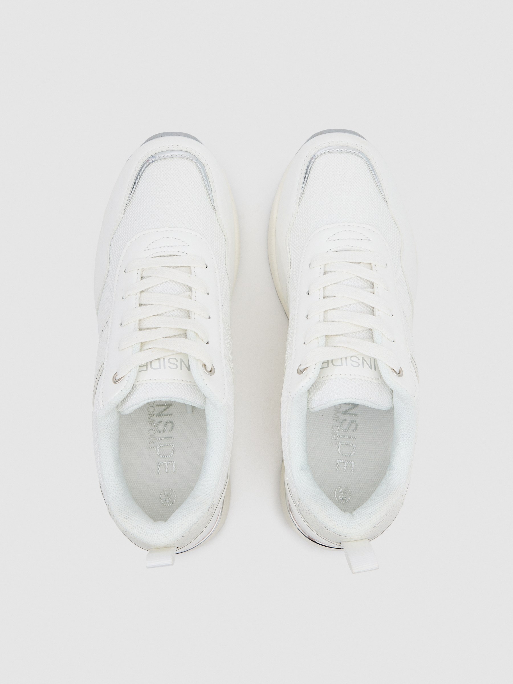 Wedge sneaker with glitter details