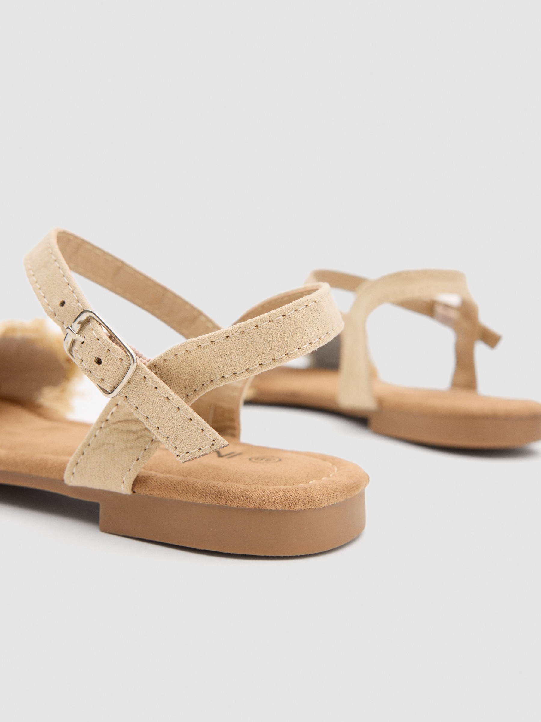 Sandália saia areia