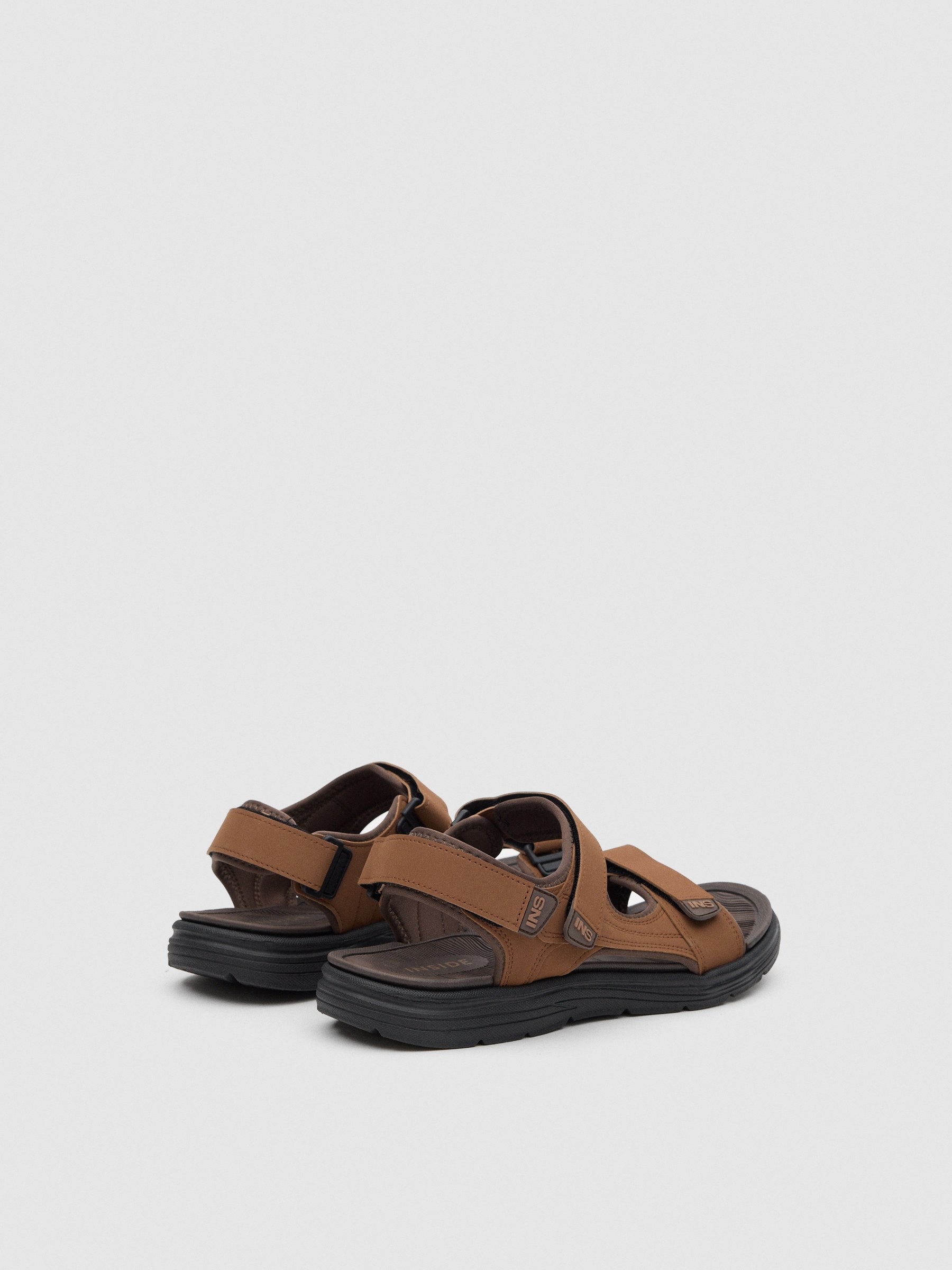 Crab sandal light brown