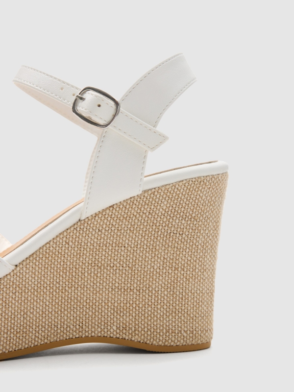 Raffia wedge sandal white detail view
