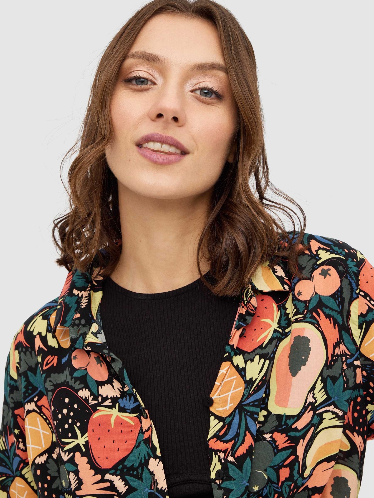 Fruit shirt multicolor detail view