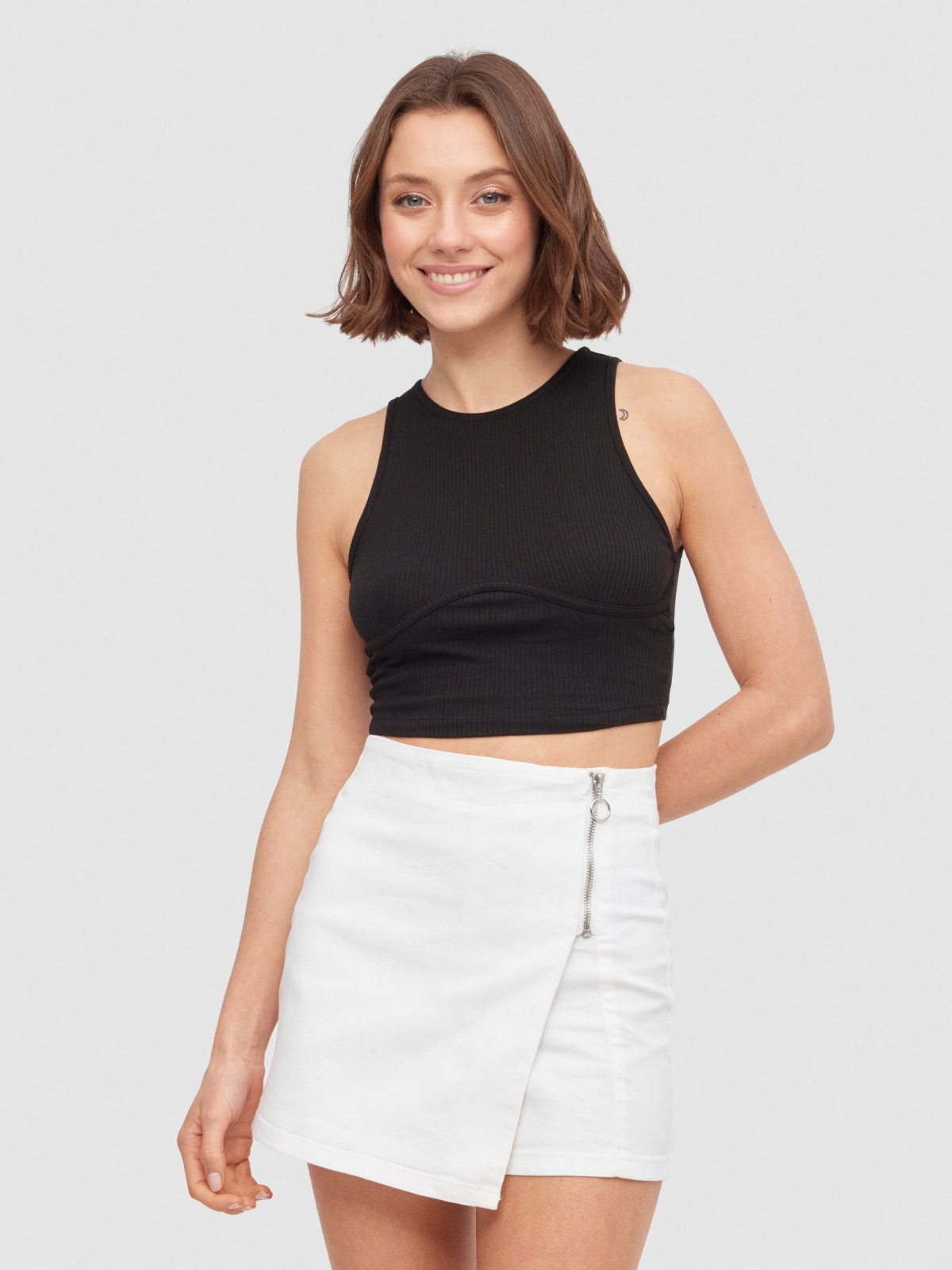 Crossed skort white middle front view