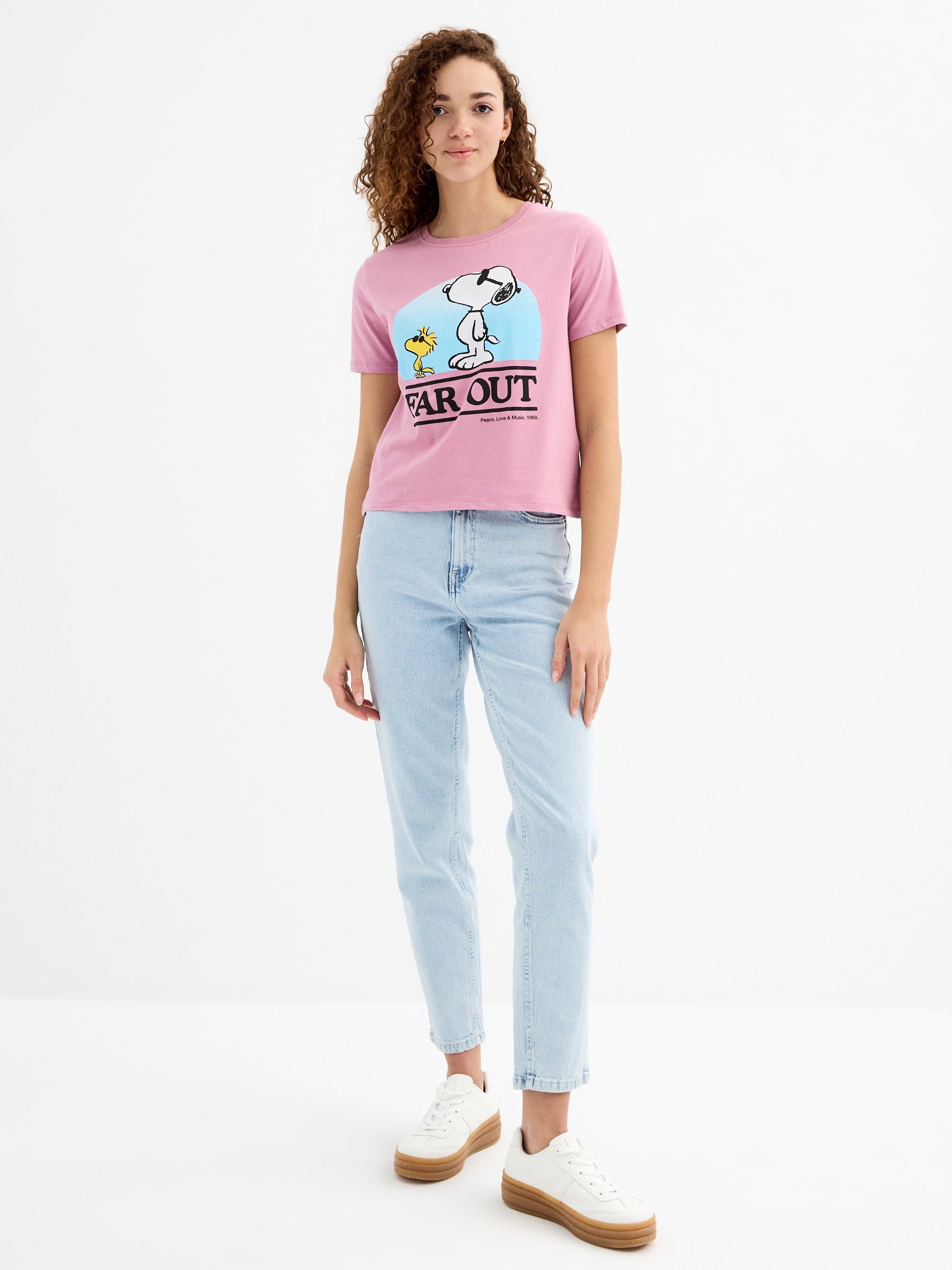 Camiseta manga curta Far Out púrpura pastel vista meia frontal