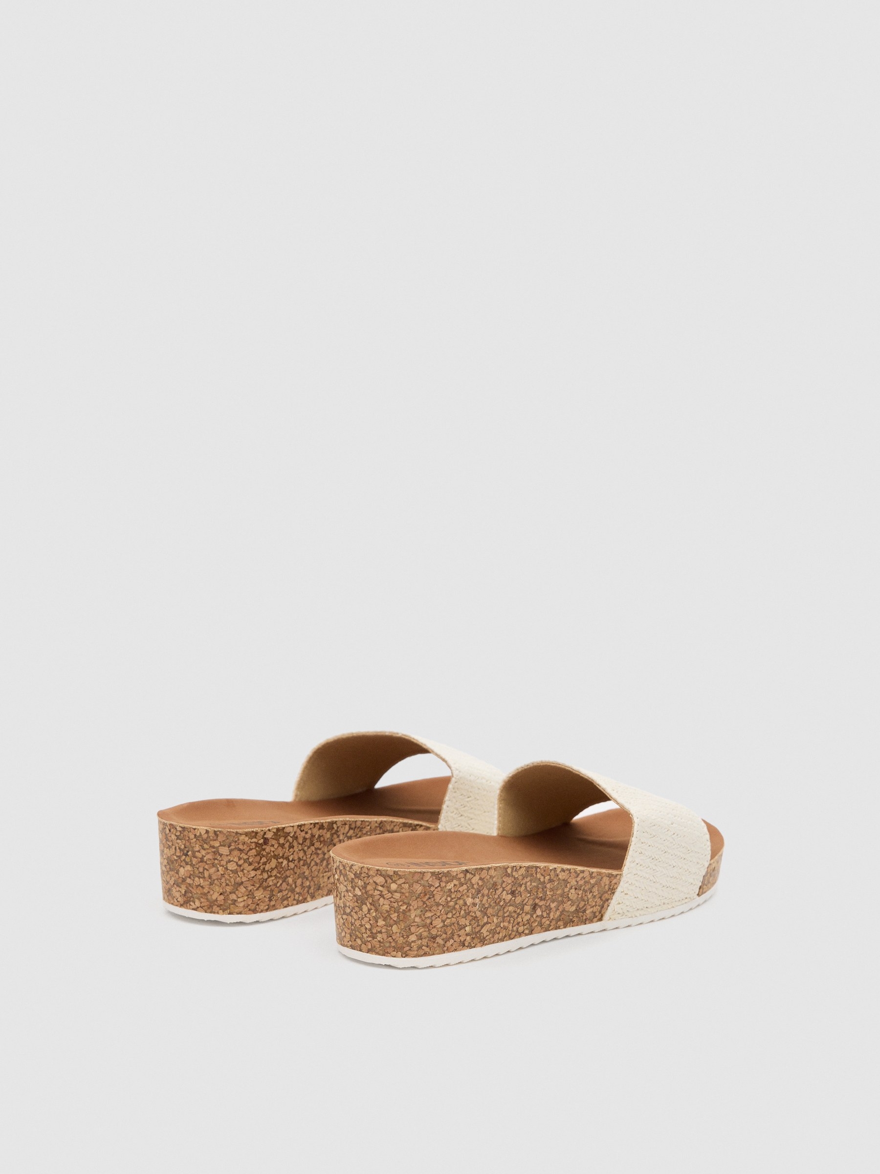 Raffia spade wedge white