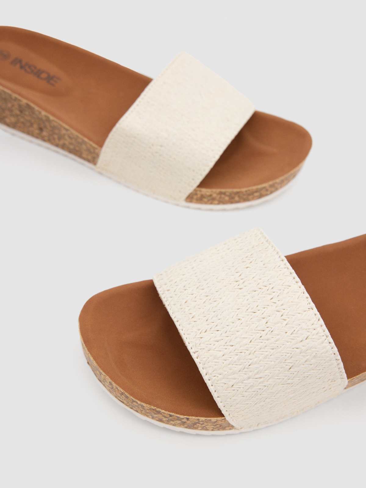 Raffia spade wedge white detail view