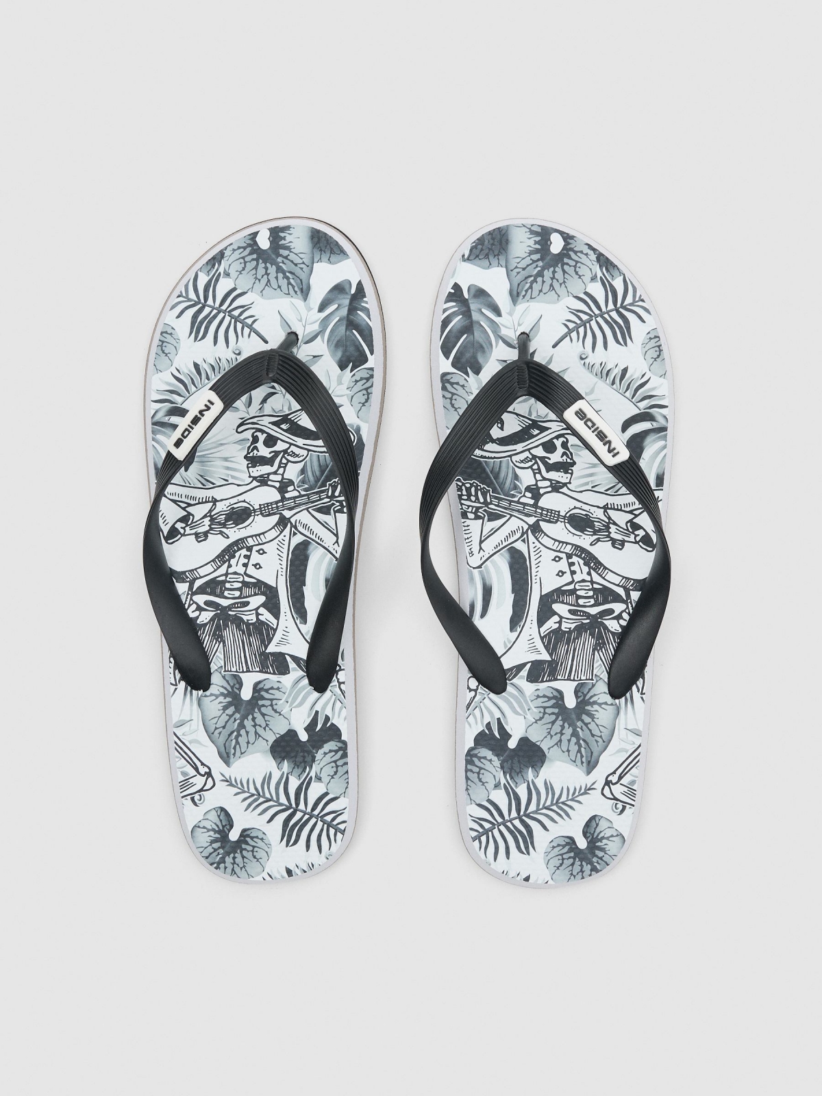 Skeleton flip flop black detail view
