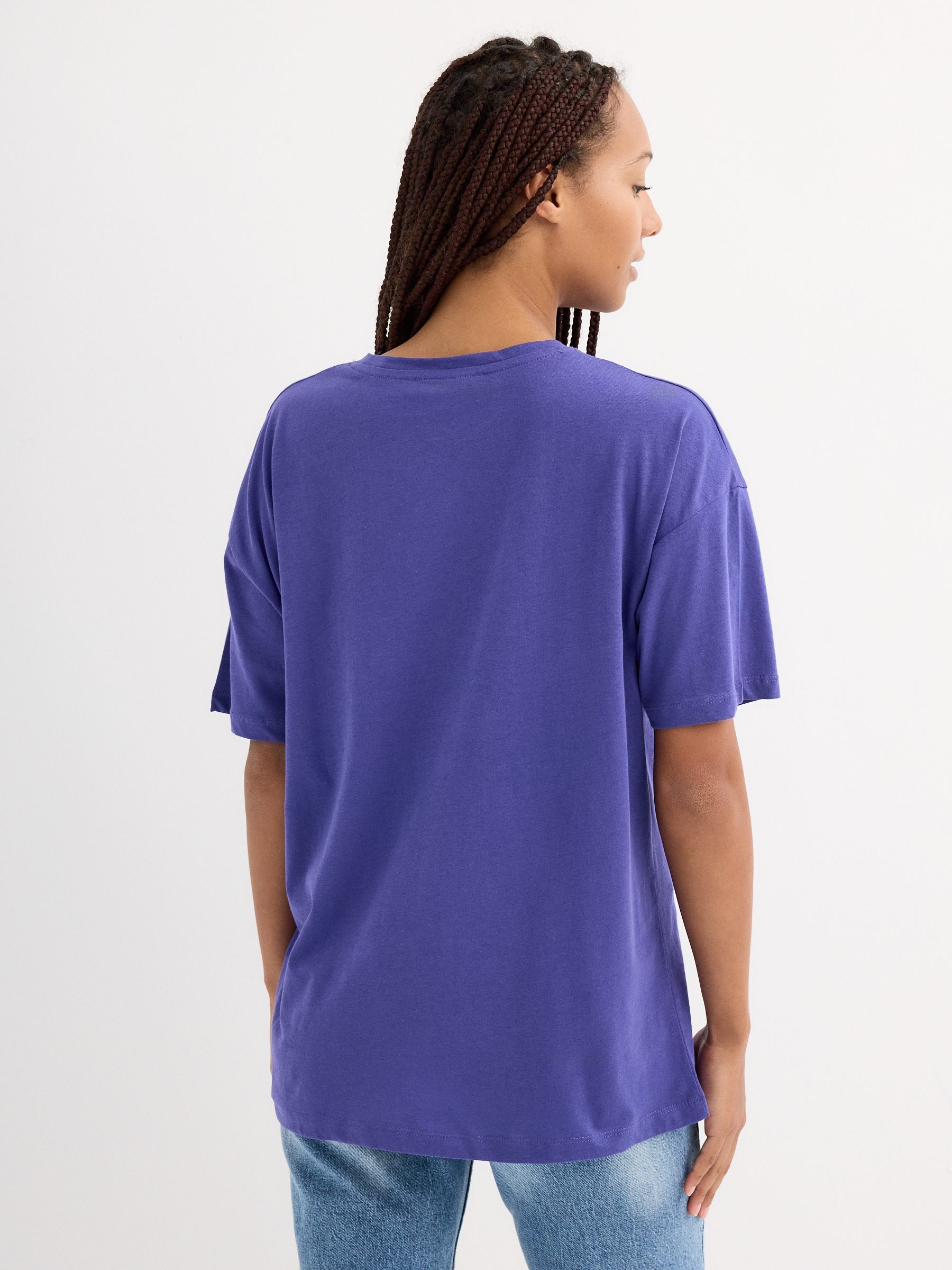 Camiseta de manga curta tropical azul aço vista meia frontal