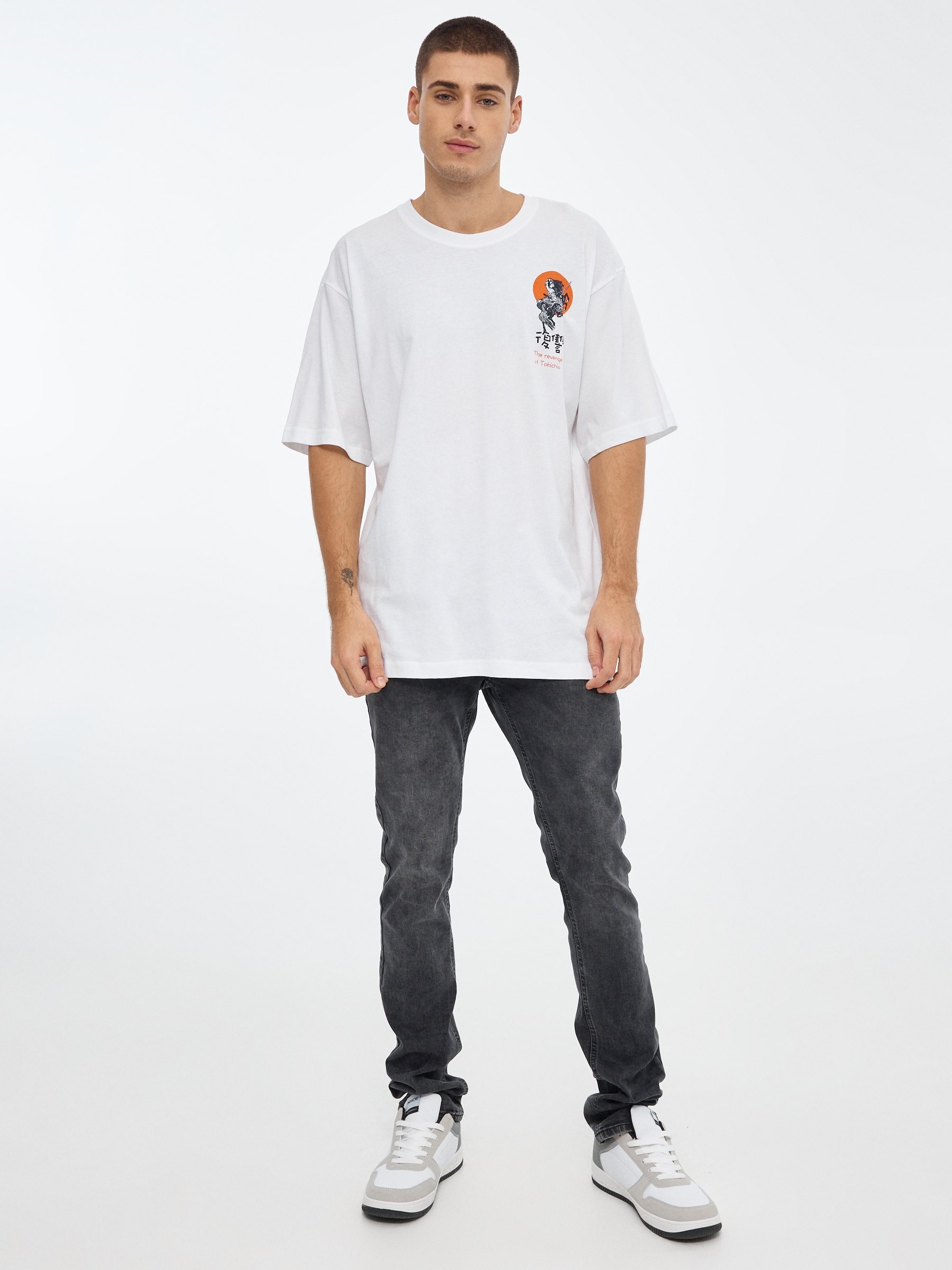 Japanese printed T-shirt white middle front view