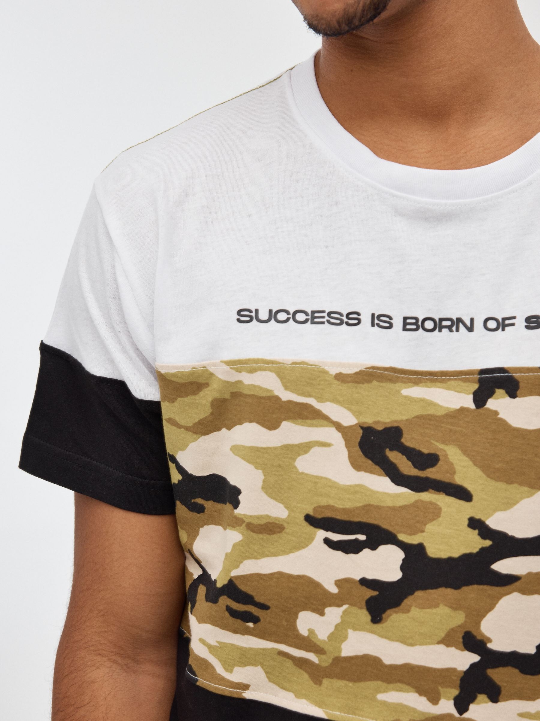 Camouflage print t-shirt white middle front view