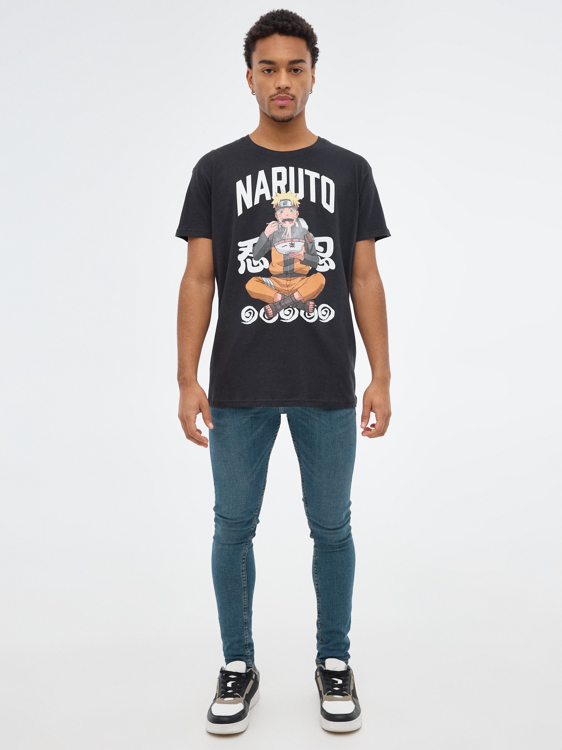 Black T-shirt Naruto black middle front view