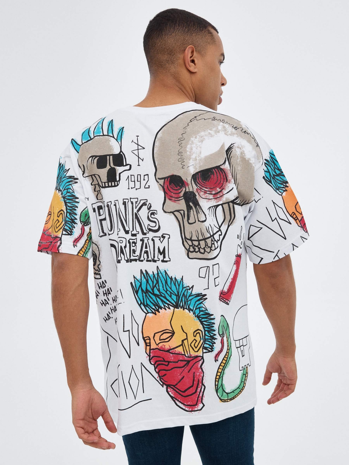 Oversized skulls t-shirt white middle back view