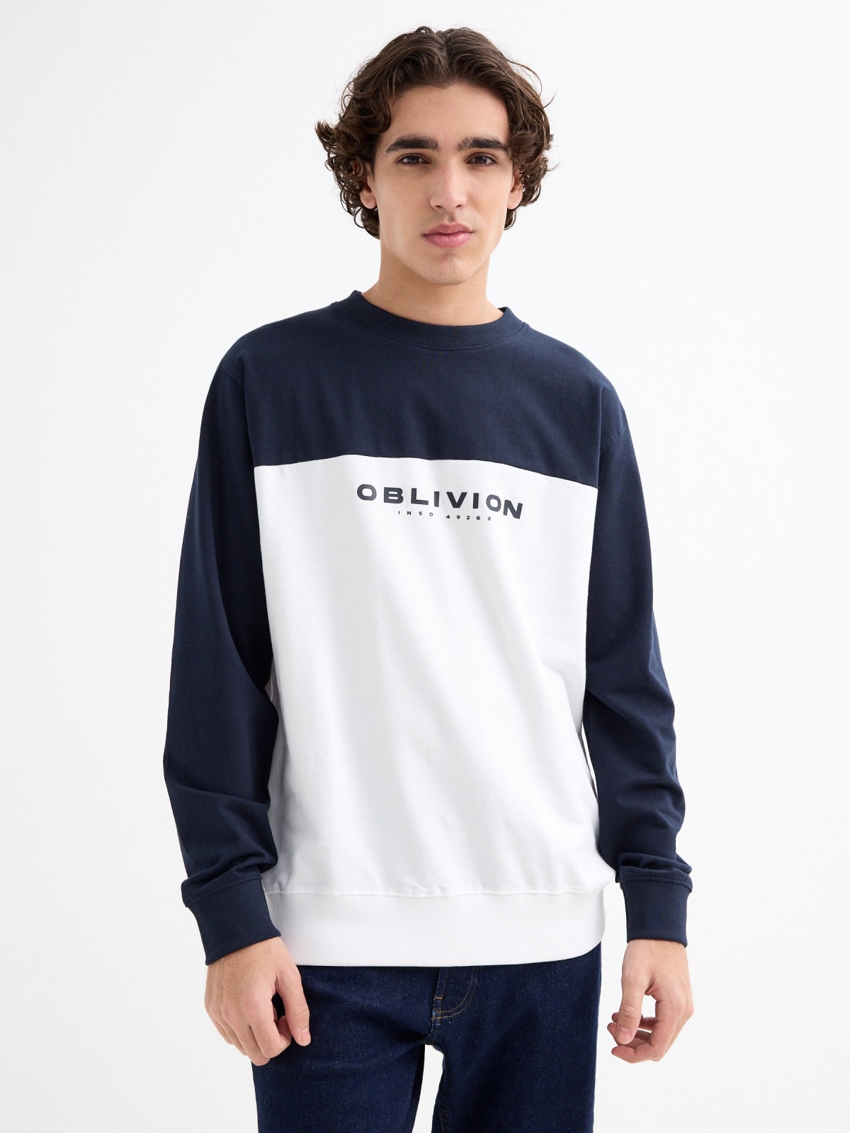 Sweat bicolor azul marinho
