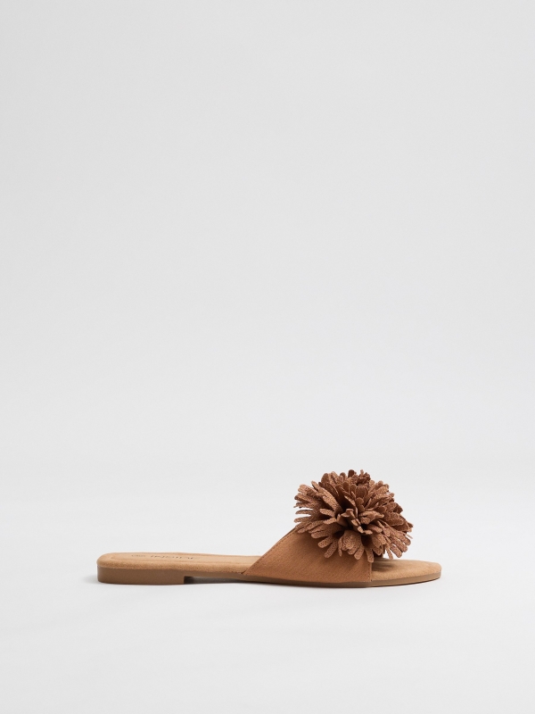 Pom-pom slide sandal