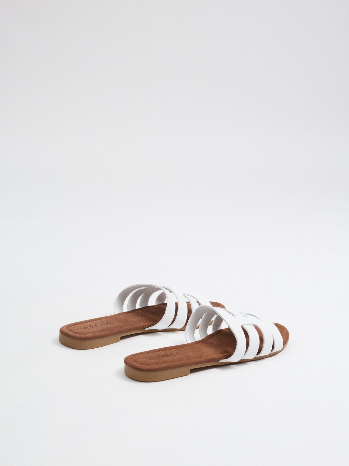 White interwoven slide sandal white zenithal view