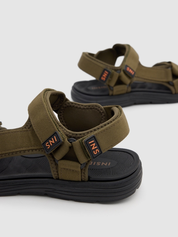 Rubber jelly sandal dark green detail view