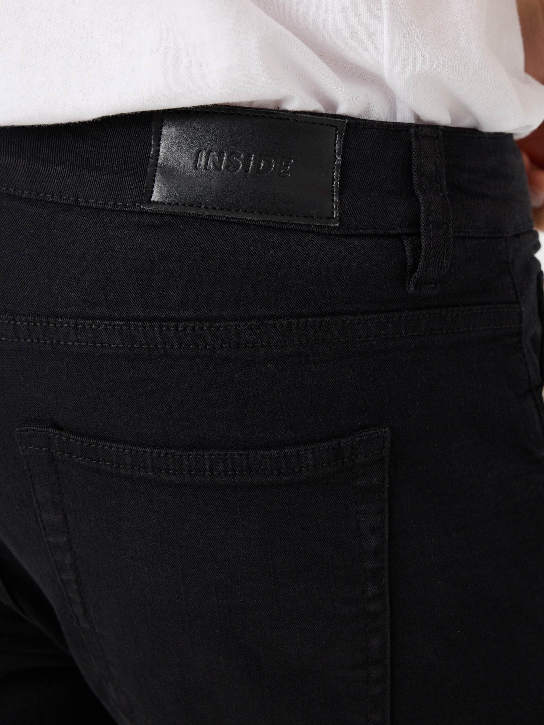 Slim fit denim bermuda black middle front view