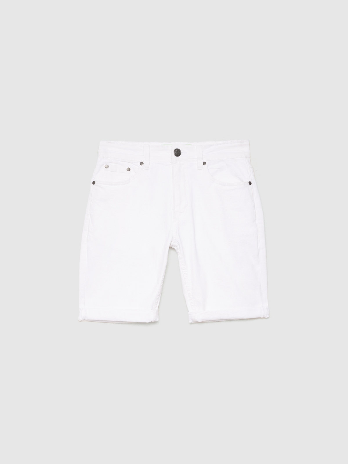 %Pto% White slim fit denim bermuda white front view