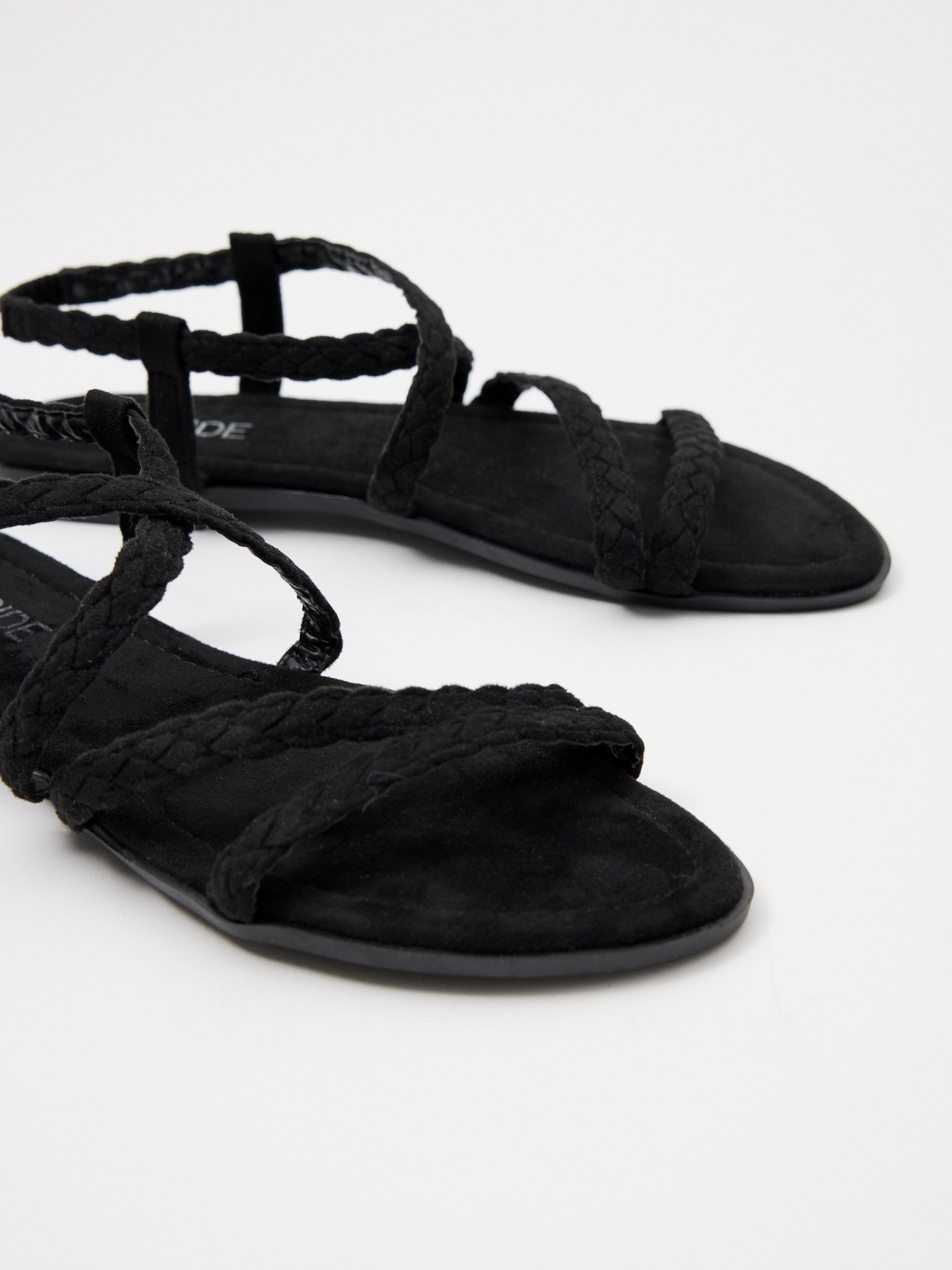 Braided straps sandal black