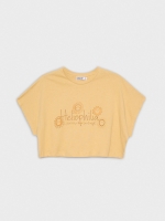 %Pto% T-shirt crop Heliophilia marrom terra