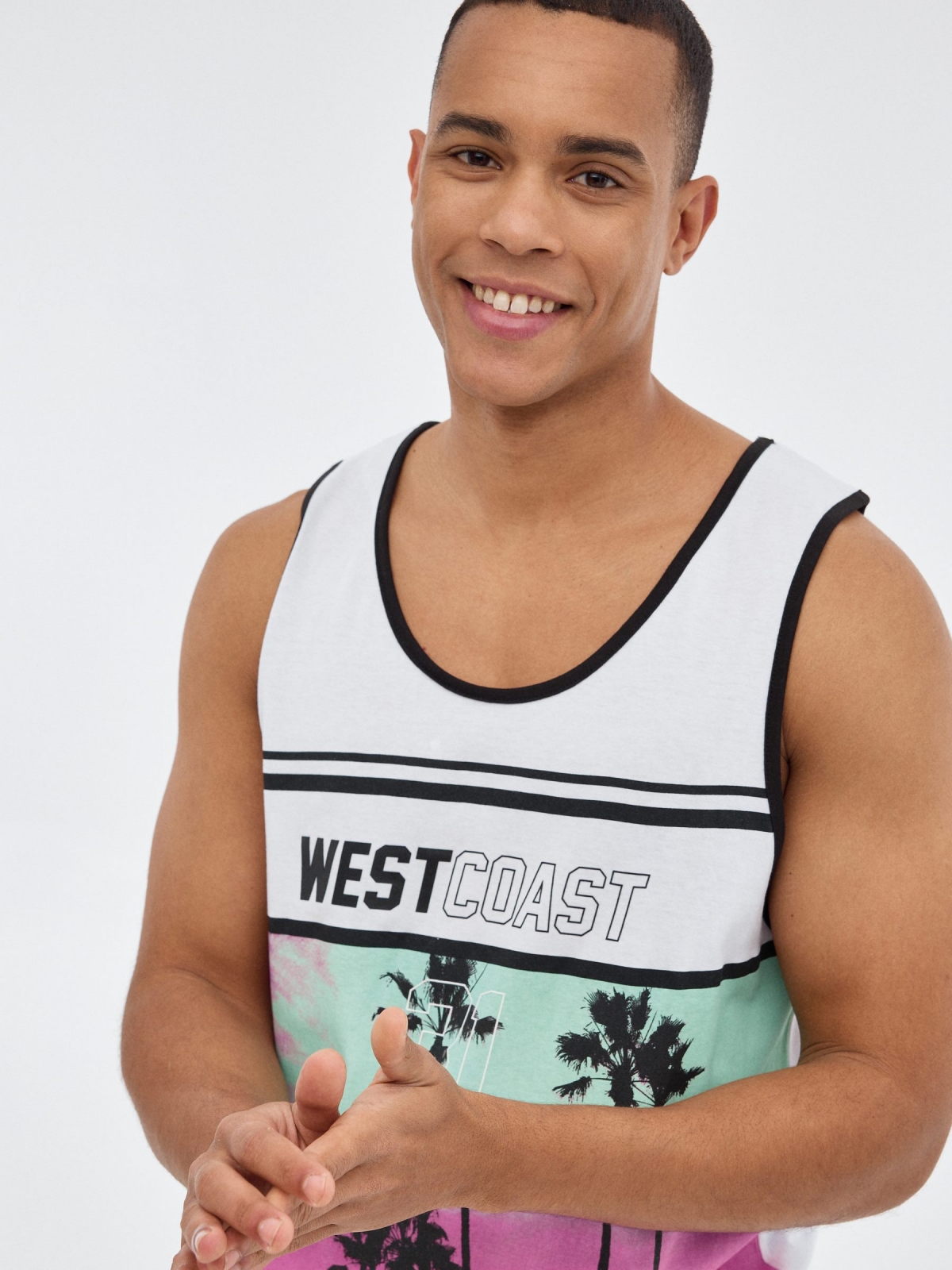 T-shirt da Costa Oeste branco vista detalhe