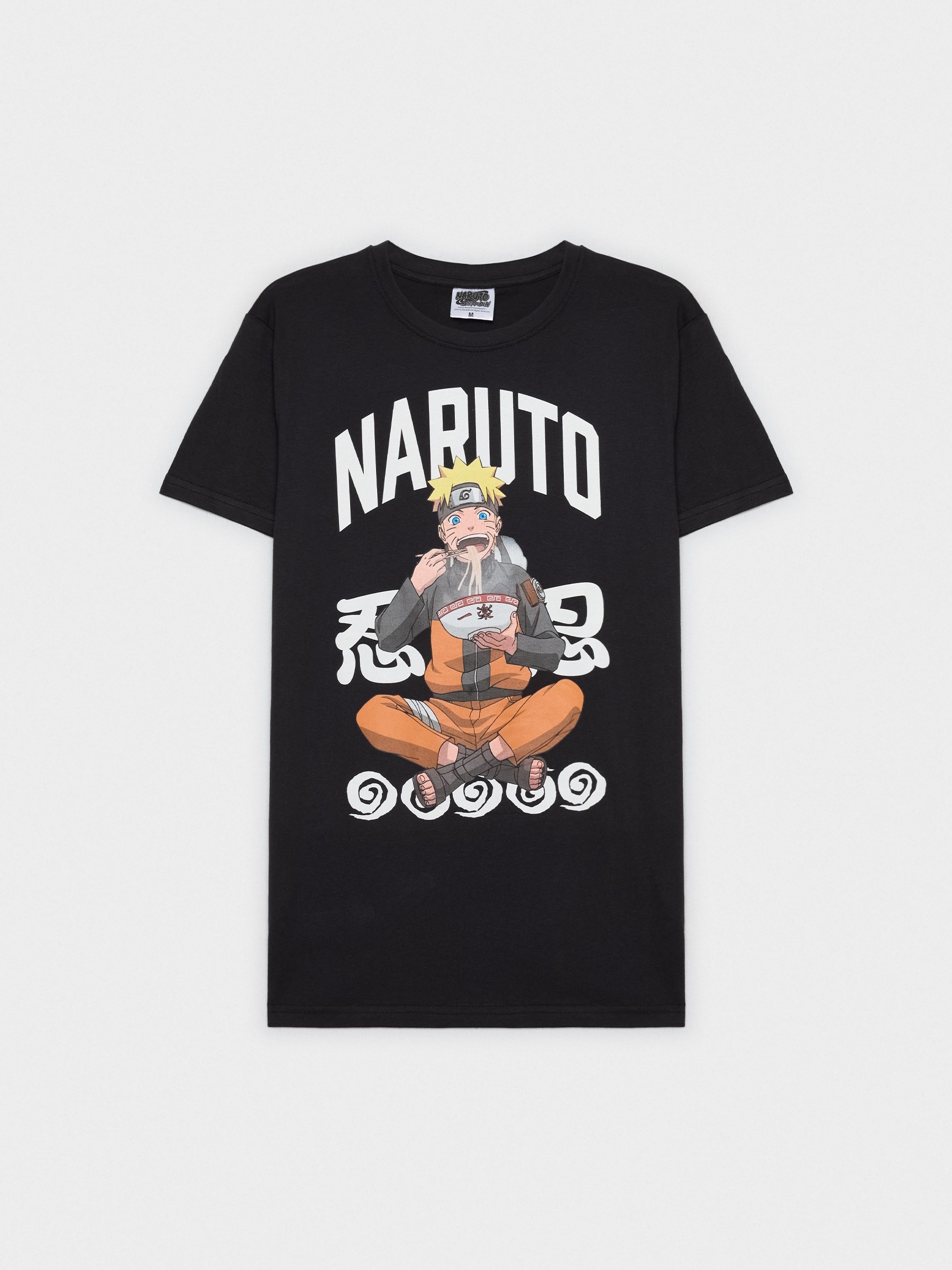 Camiseta negra Naruto negro vista media frontal
