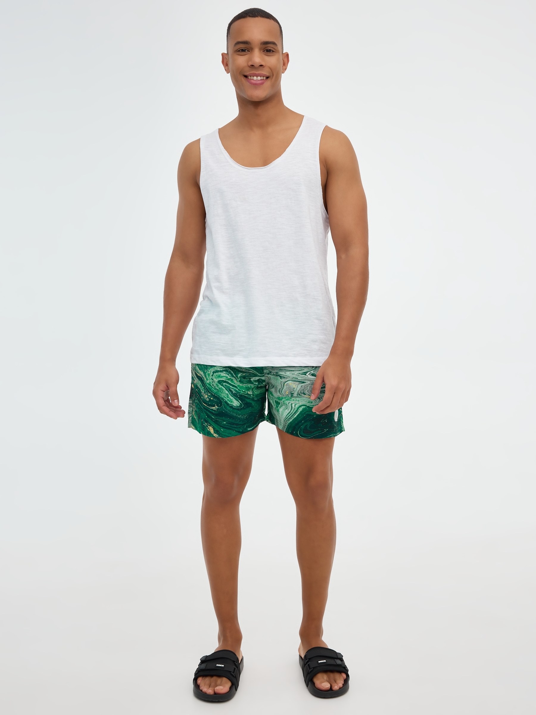 Fato de banho de impressão resumida preto vista meia frontal