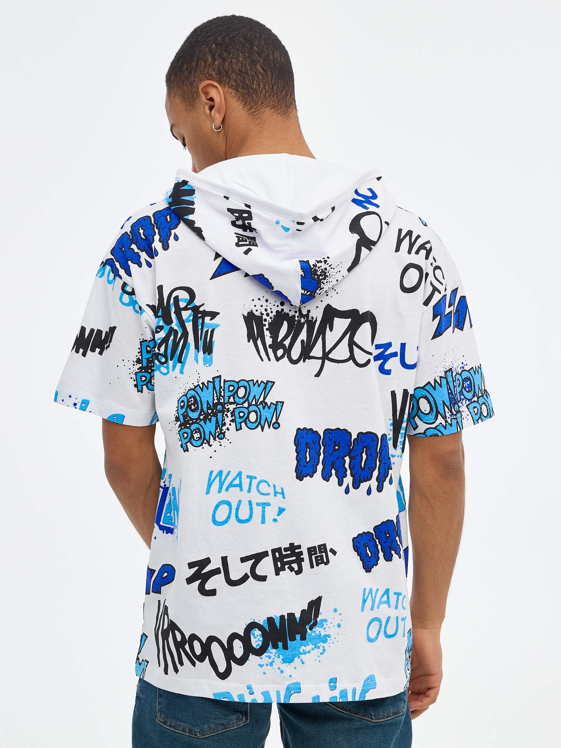 Camiseta oversized con capucha blanco vista media frontal