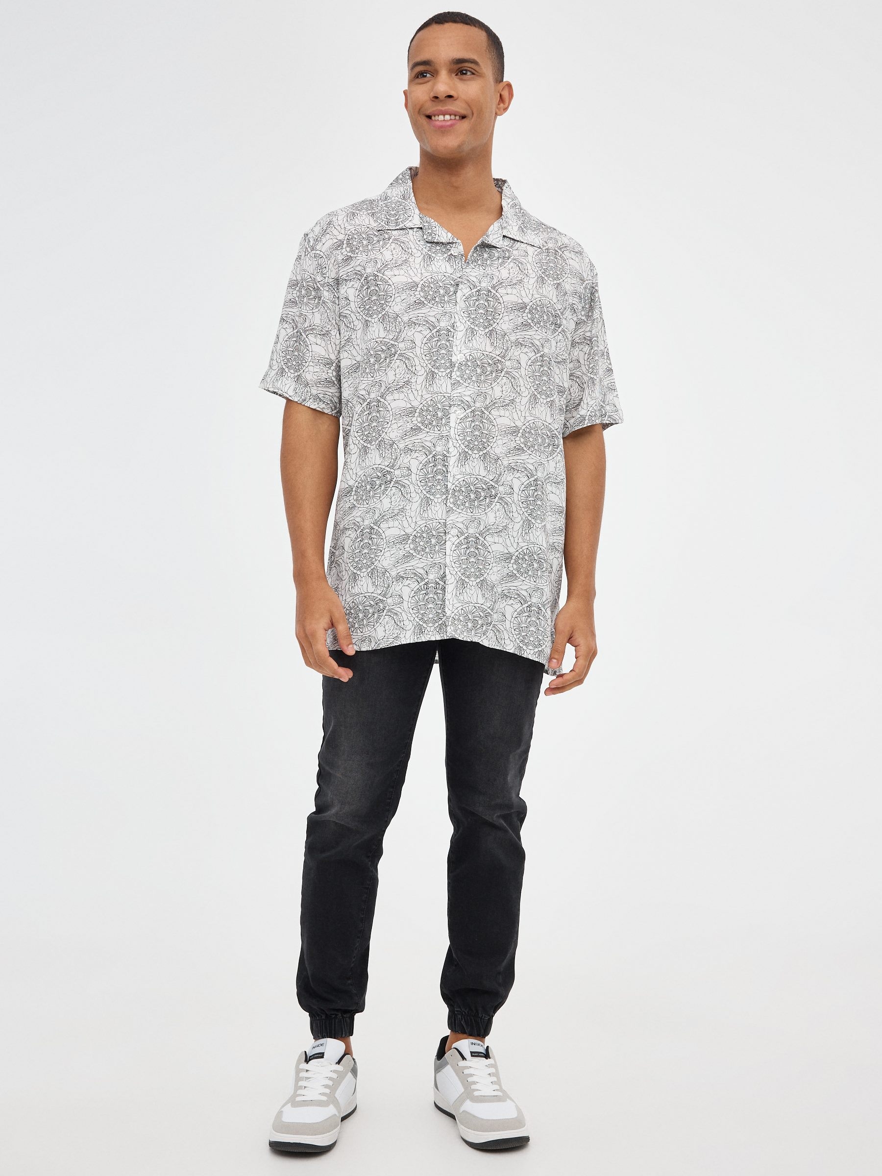 Turtle print shirt black middle front view