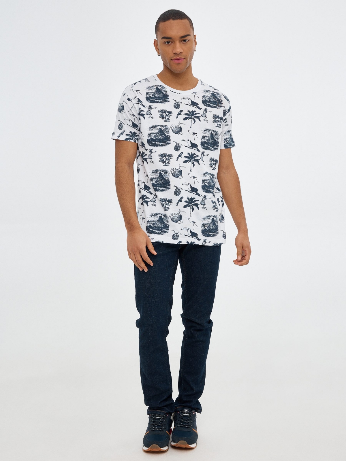 T-shirt de impressão hawaiana branco vista geral frontal