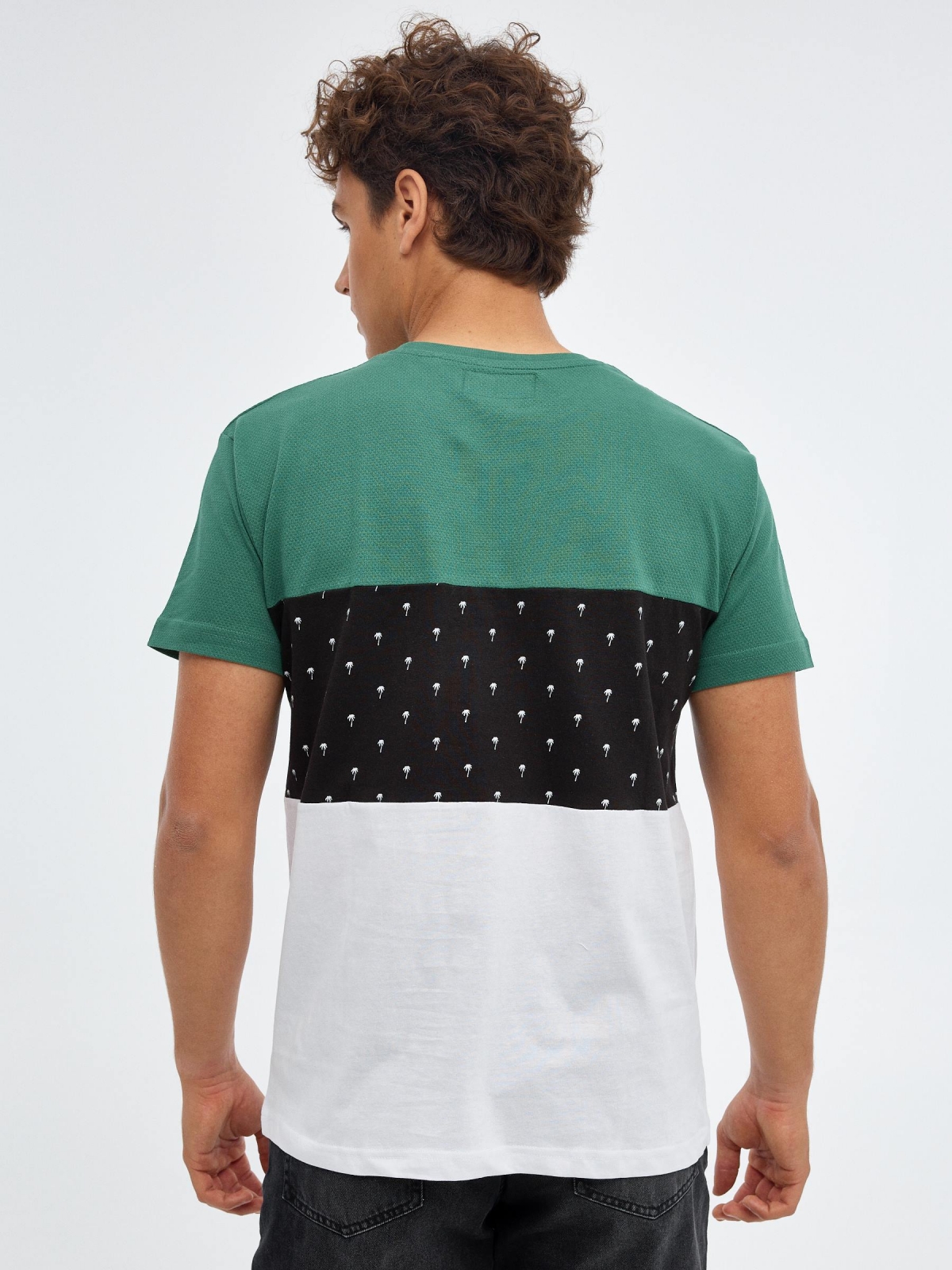 Camiseta color block con lunares blanco vista media trasera
