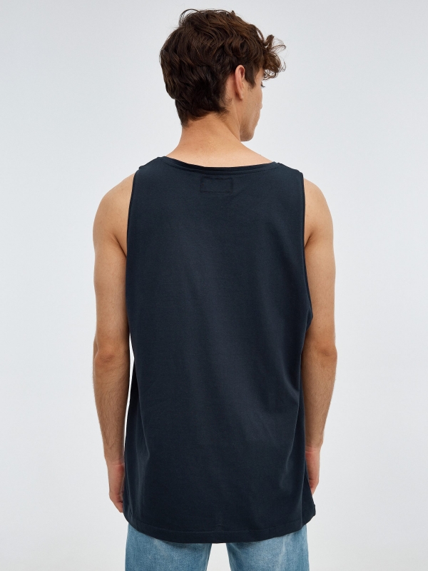 Camiseta South Coast azul marino vista media trasera