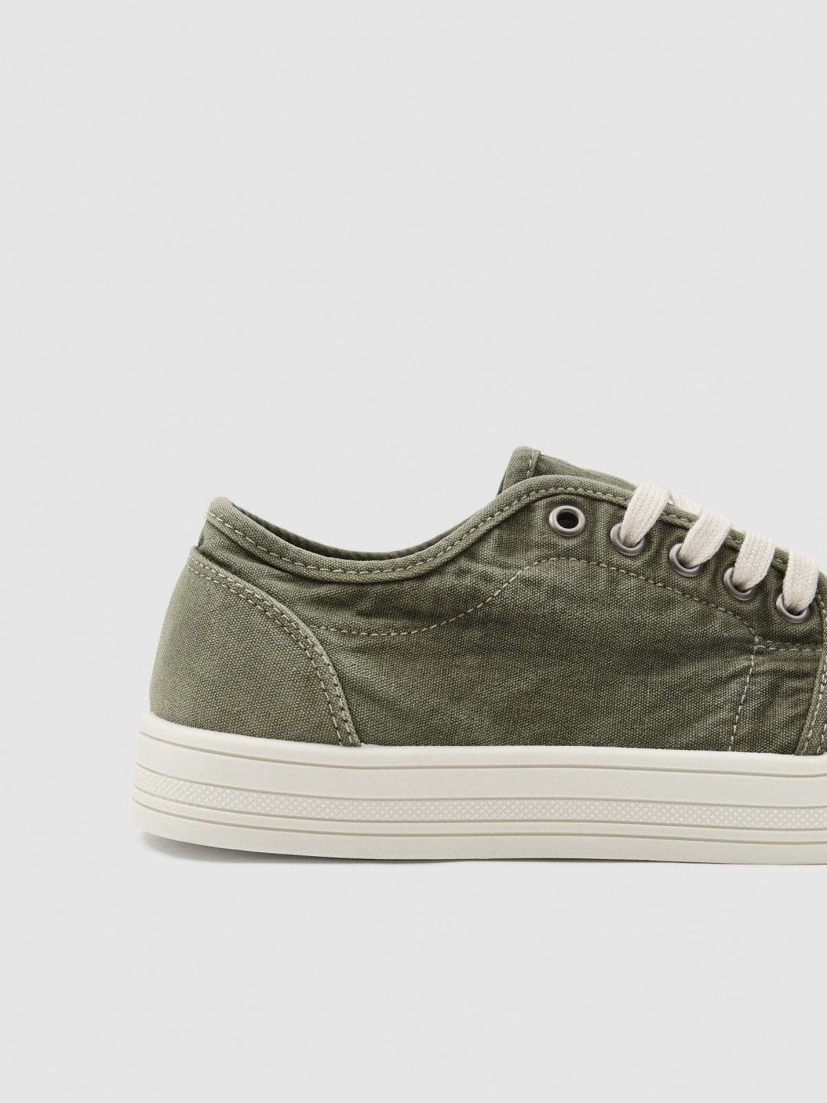 Zapatilla lona lavada verde oliva