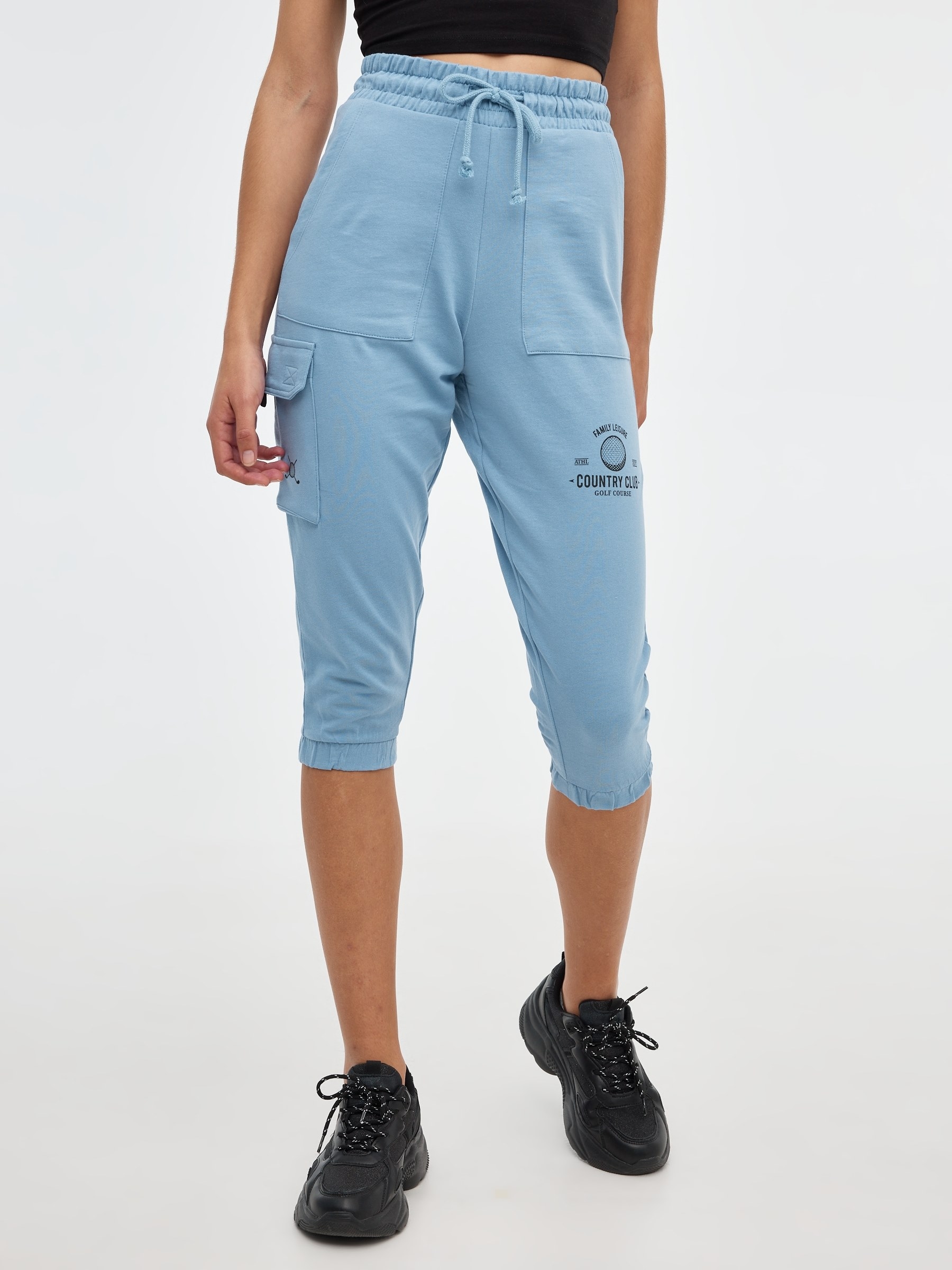 Pantalón Jogger Capri azul acero vista general frontal