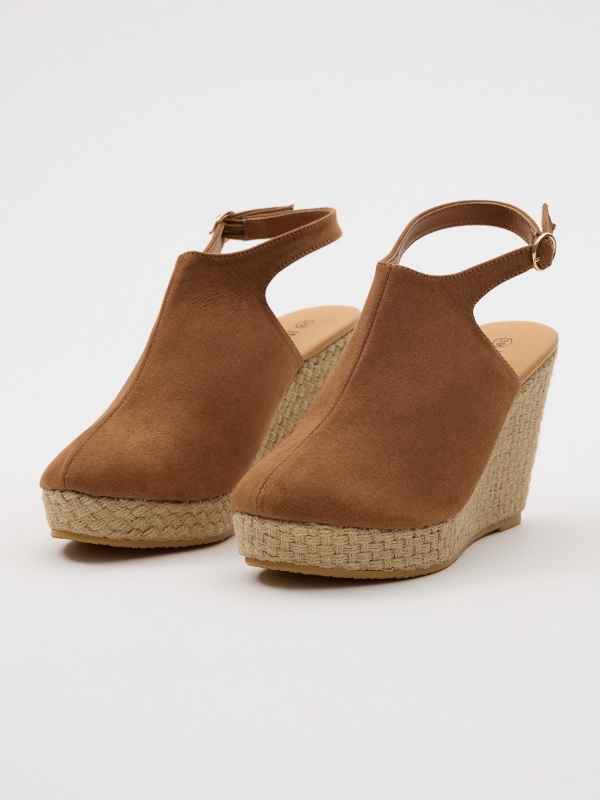 Jute clog light brown 45º front view