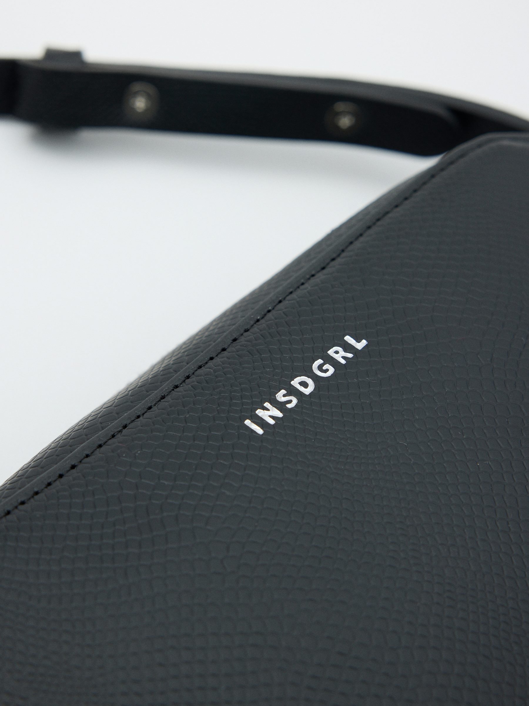 INSDGRL crossbody bag black